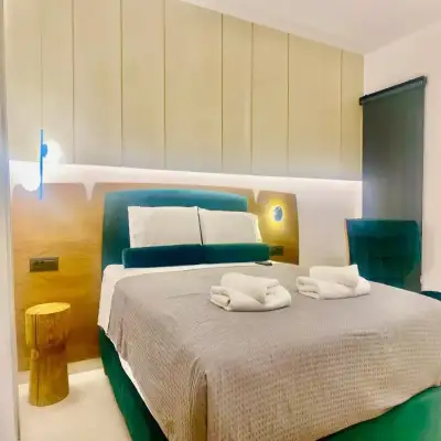 Tramonto Maisonettes & Suites
