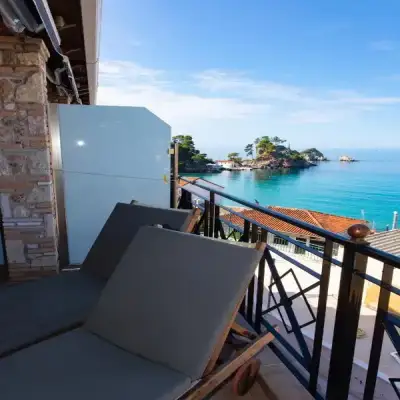 Petros Penthouse