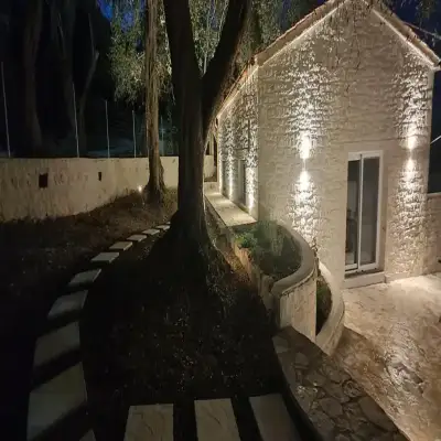 Chrisanthi's Cottage