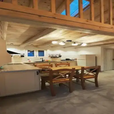 Chrisanthi's Cottage