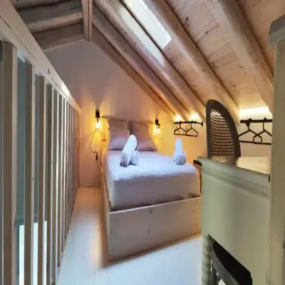 Chrisanthi's Cottage