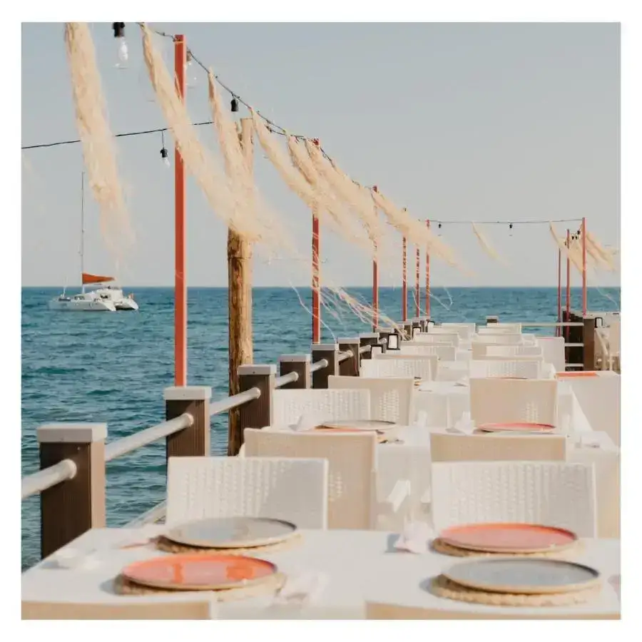 Echinus Hotels