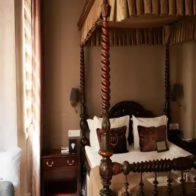 Faik Pasha Suites, Cukurcuma