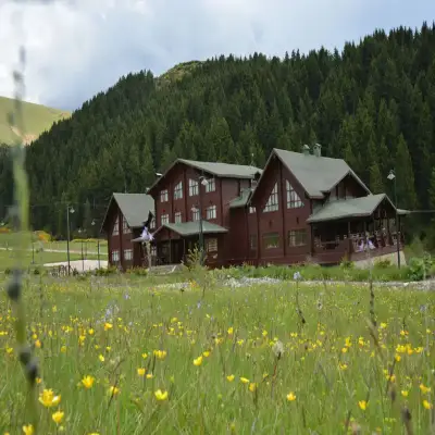 Kümbet Dağ Evi