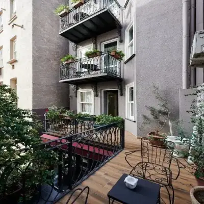 Faik Pasha Suites, Cukurcuma
