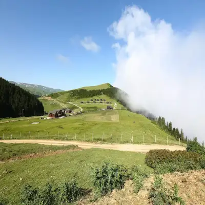 Kümbet Dağ Evi