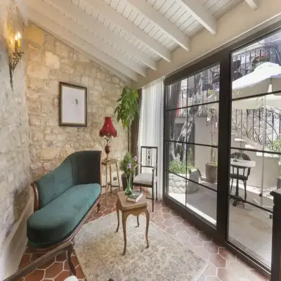 Narimor Otel, +12