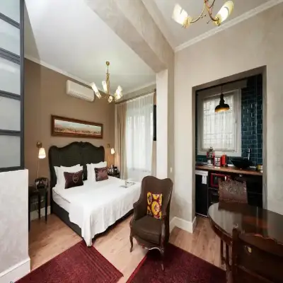Faik Pasha Suites, Cukurcuma