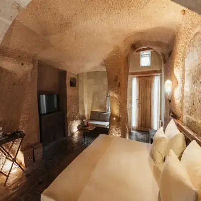 Millstone Cave Suites