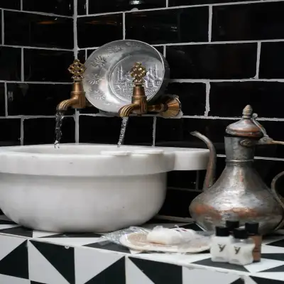 Faik Pasha Suites, Cukurcuma