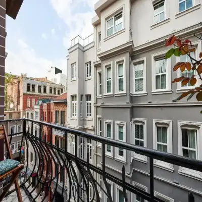 Faik Pasha Suites, Cukurcuma