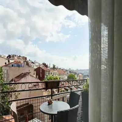 Faik Pasha Suites, Cukurcuma