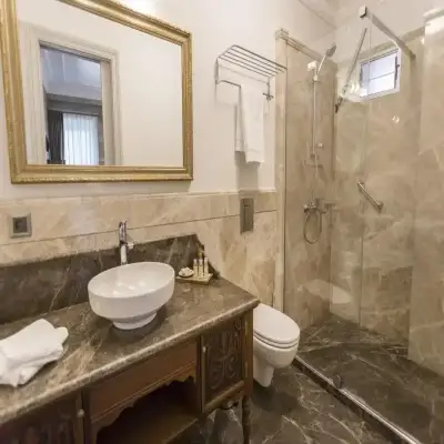 Narimor Otel, +12