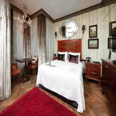 Faik Pasha Suites, Cukurcuma