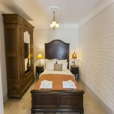 Narimor Otel, +12