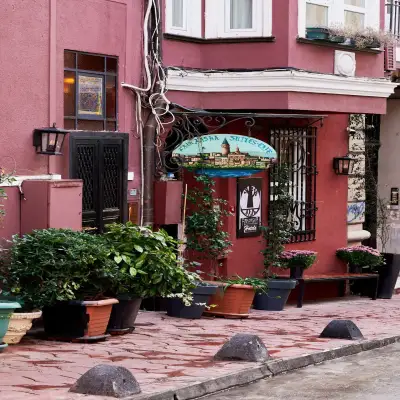 Faik Pasha Suites, Cukurcuma