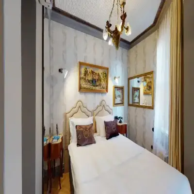 Faik Pasha Suites, Cukurcuma