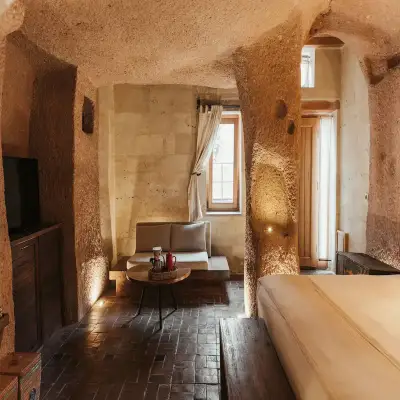 Millstone Cave Suites