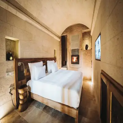 Millstone Cave Suites