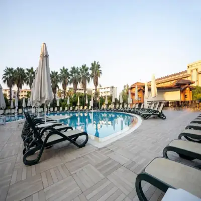 Villa Side Hotel