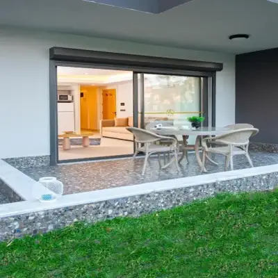 A Suite Side