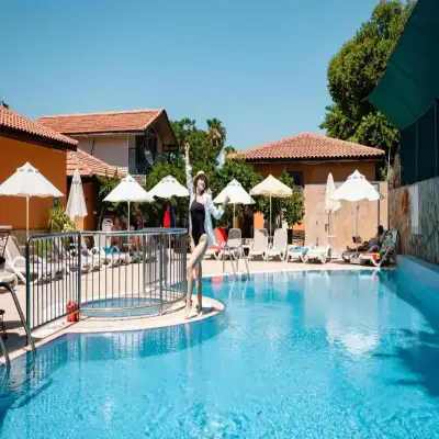 Özlem Garden