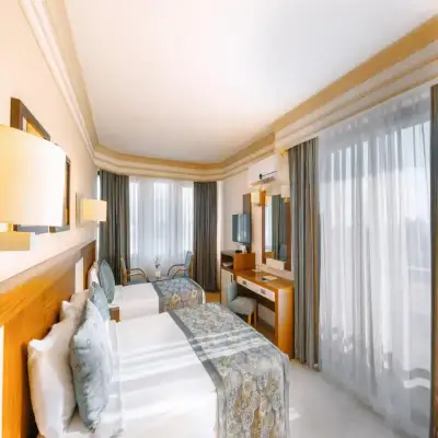 Villa Side Hotel