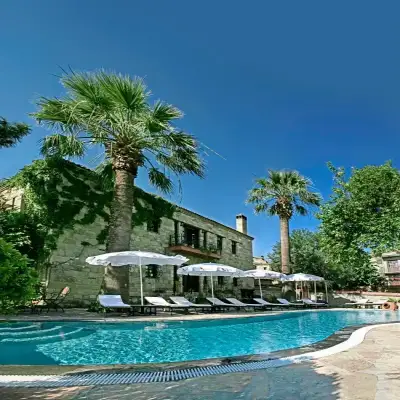 Hünnaphan Hotel, Adatepe
