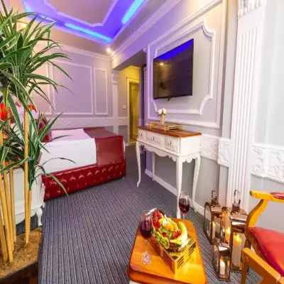 Andalouse Elegant Suite Hotel