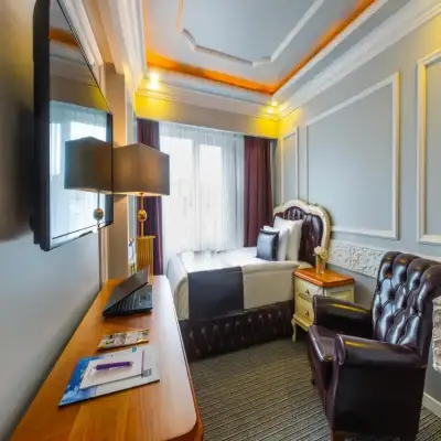 Andalouse Elegant Suite Hotel