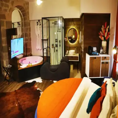 Cephanelik Hotel