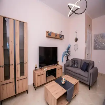 Zoes Luxury Apartment