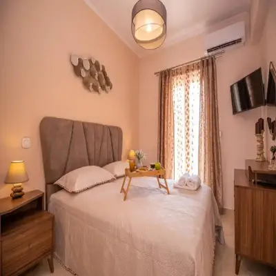 Zoes Luxury Apartment