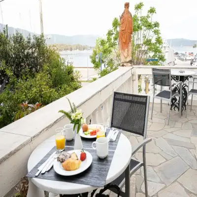 Dionysos Hotel Poros