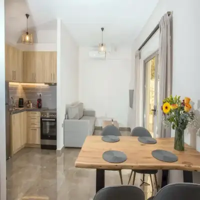 Vardians Villas & Suites
