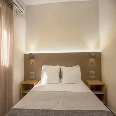 Vardians Villas & Suites