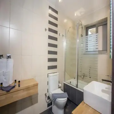Vardians Villas & Suites