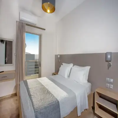 Vardians Villas & Suites