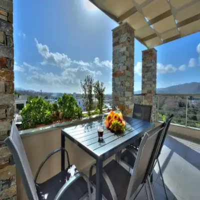 Vardians Villas & Suites