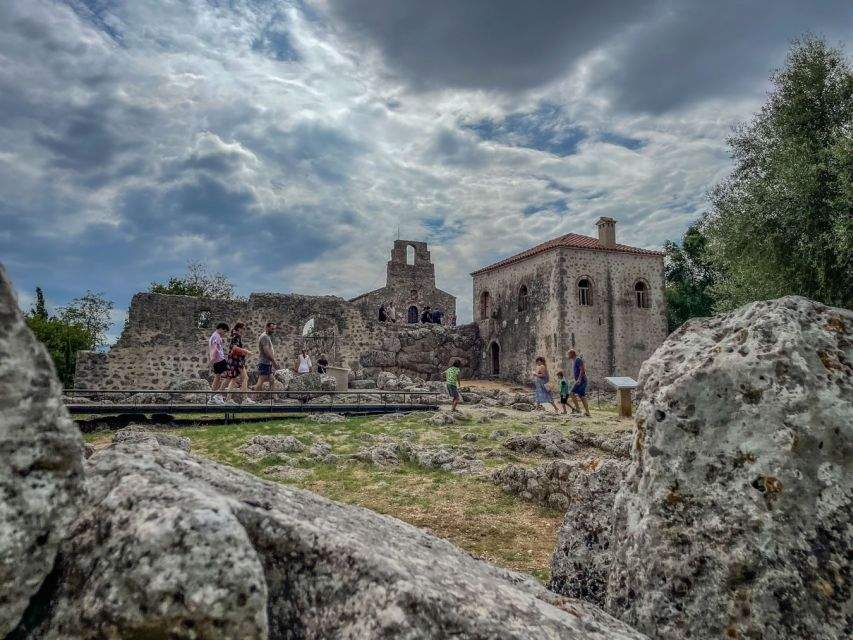 Necromanteion