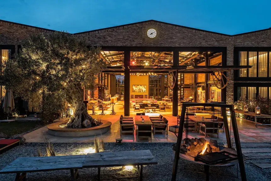 The Stay Warehouse