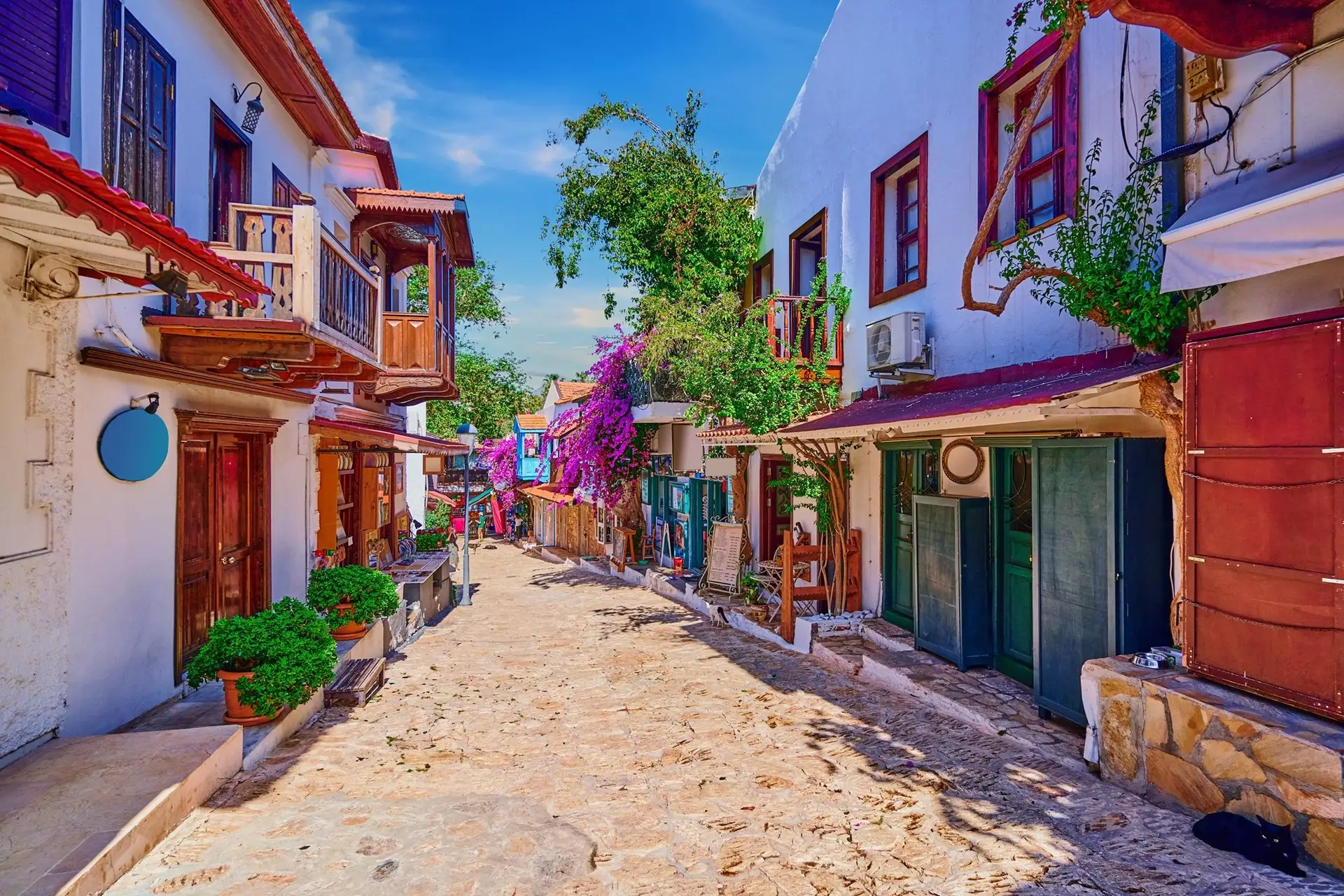 Kaş'ta Görülmesi Gereken Yerler