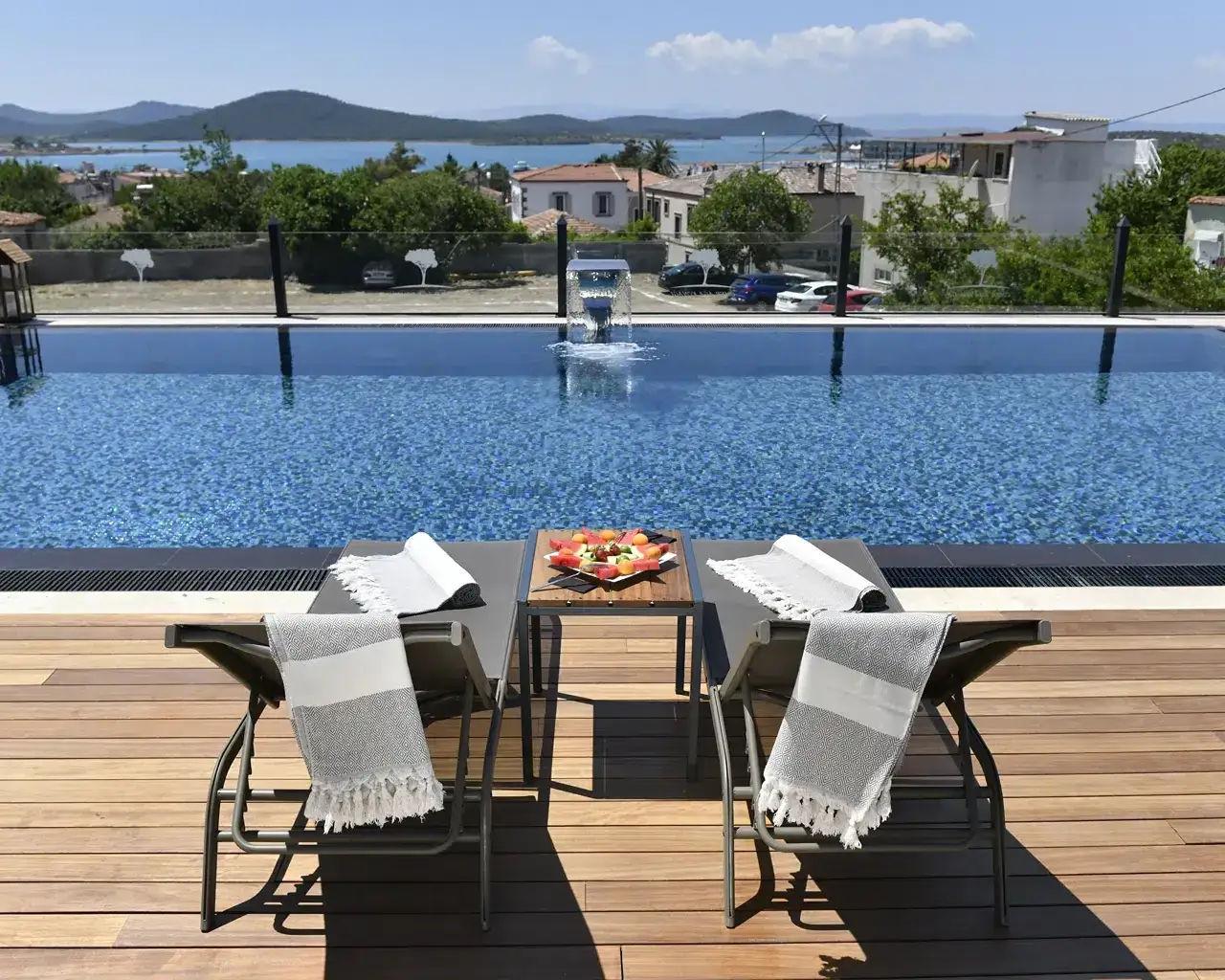 Ayvalık Havuzlu Oteller