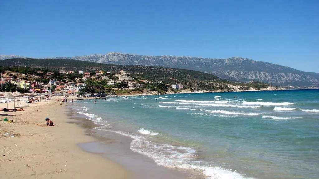 Karaburun Denize Sıfır Oteller