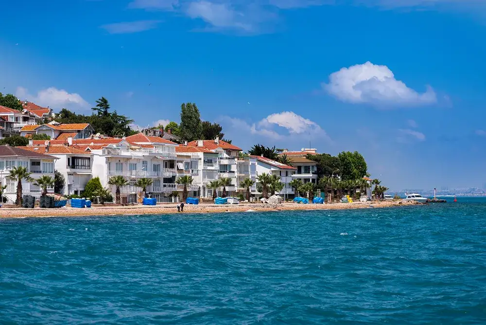 Büyükada Denize Sıfır Otelleri
