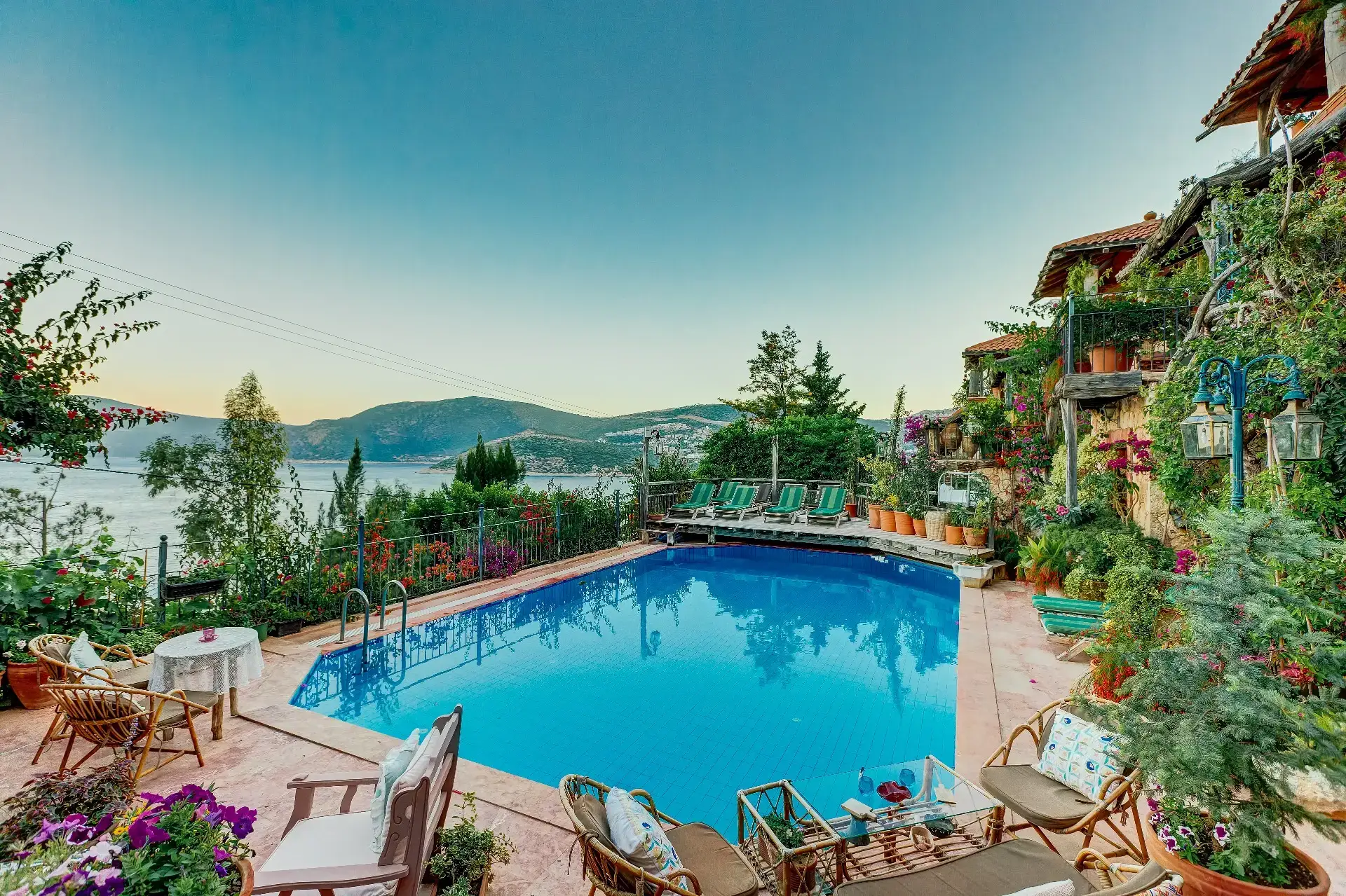 Fidanka Evleri, +12, (Kalkan)