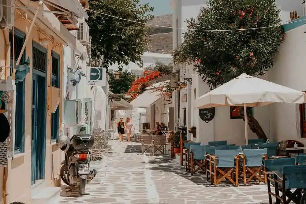 Paros