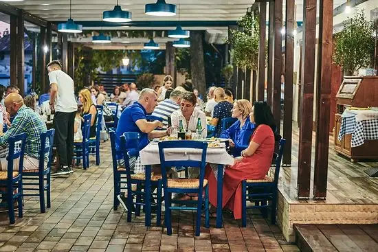 Taverna To Petrino