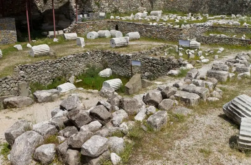 Mausoleion (Halikarnas Mozolesi)