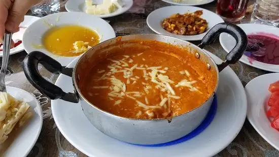 Mutlu Menemen